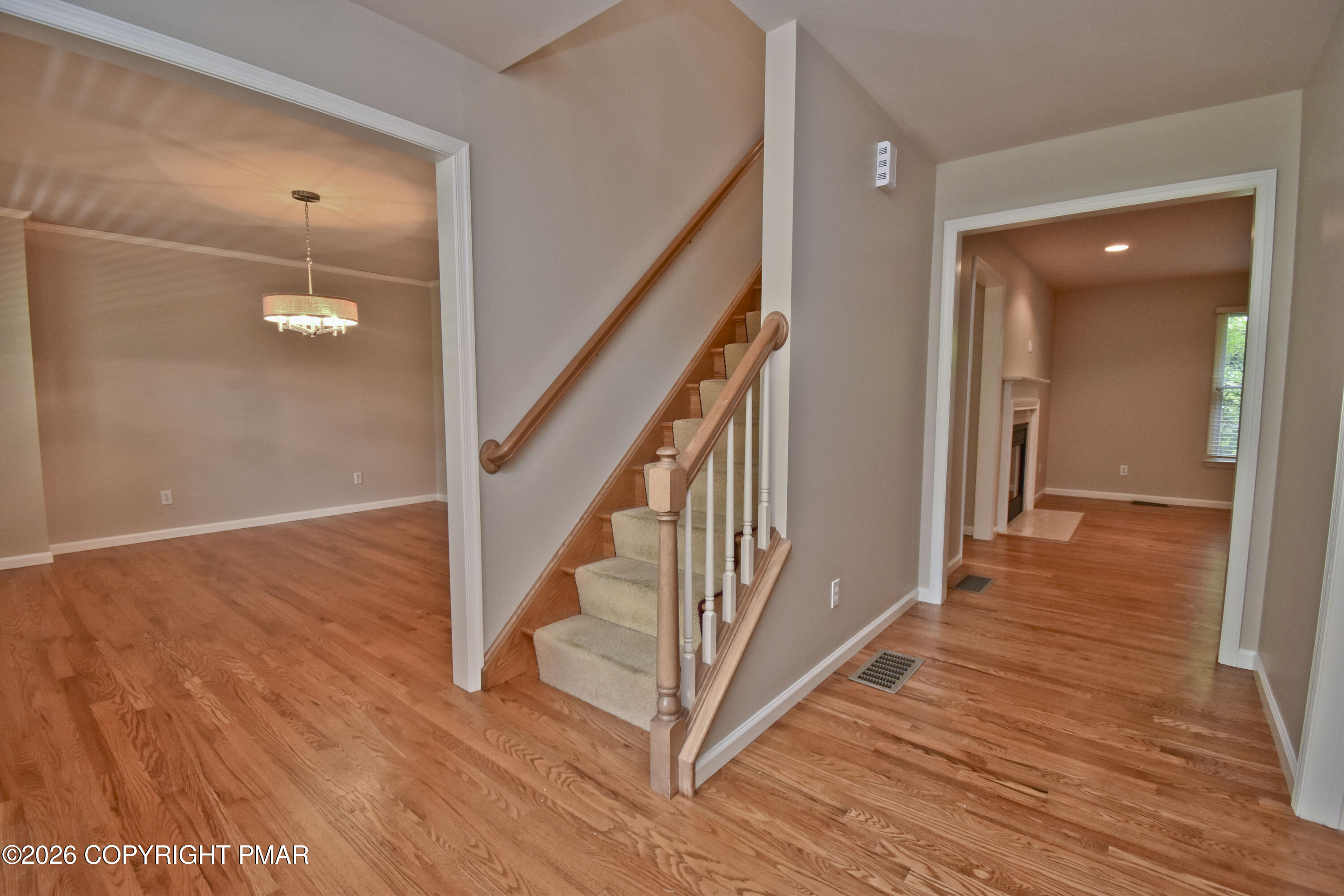 508 Quail Ridge Lane Stroudsburg, PA 18360 - Photo 25 of 74 7 Foyer (1)