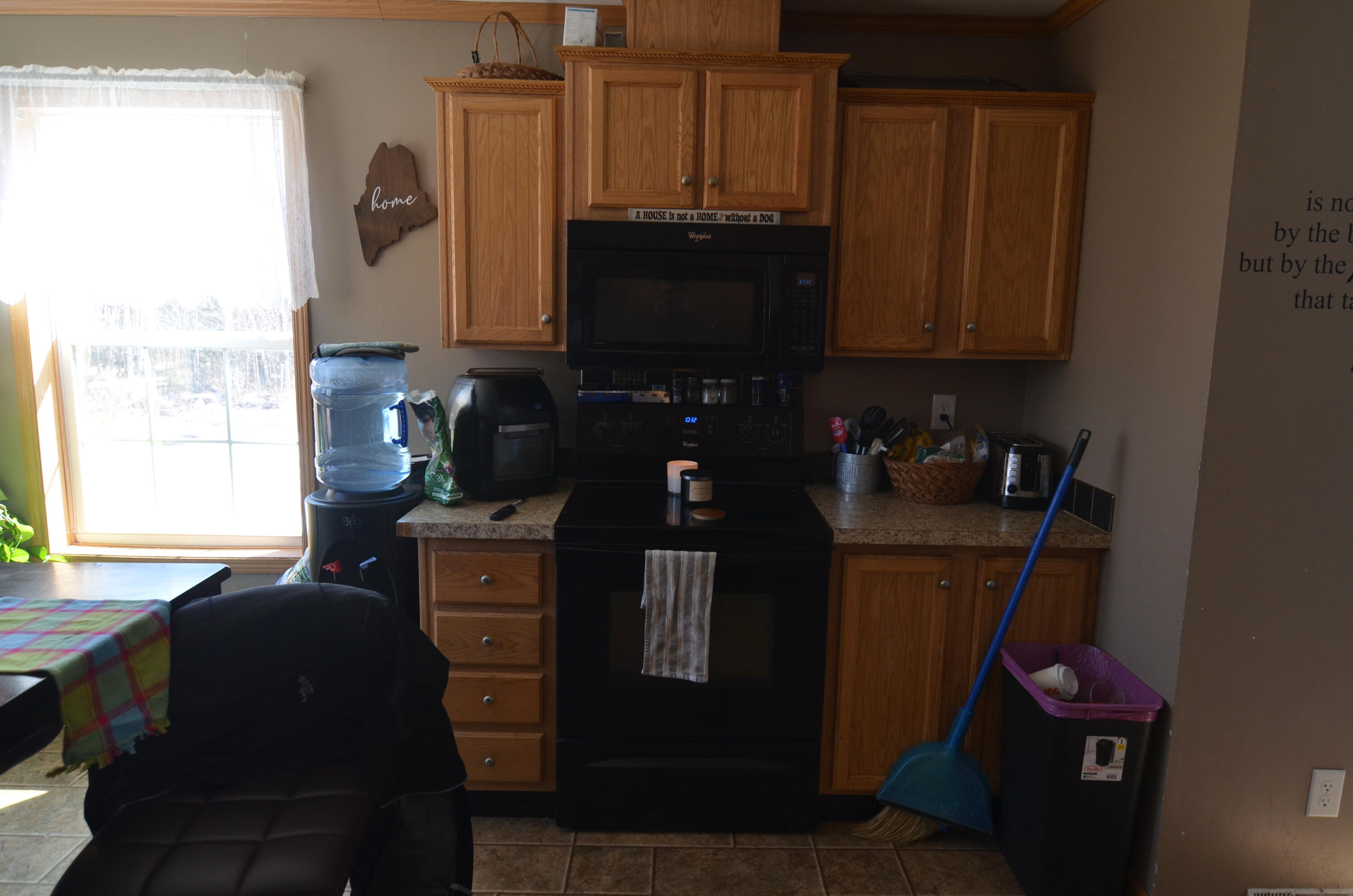 78 Loop Road South Searsport, ME 04974 - Photo 6 of 28 DSC_4561