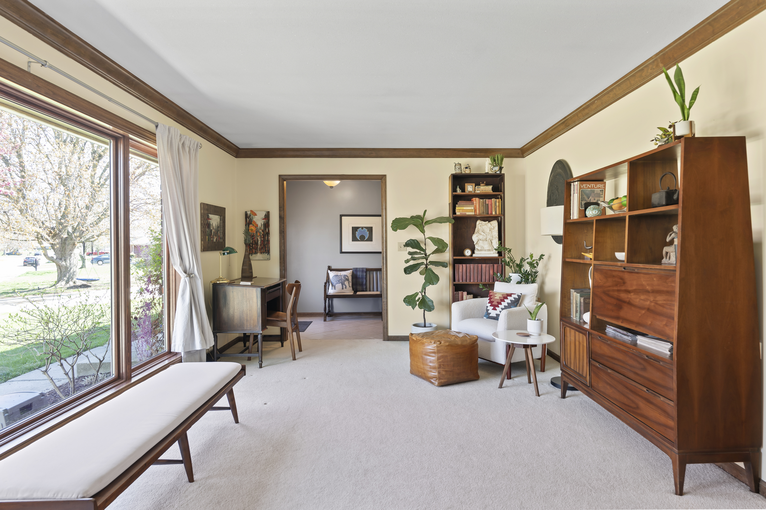 753 Boulder Road Indianapolis, IN 46217 - Photo 8 of 64 Gallery Image 8