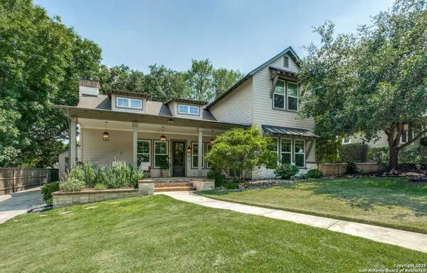 $5,900 | 242 East Elmview Place, Alamo Heights, TX 78209