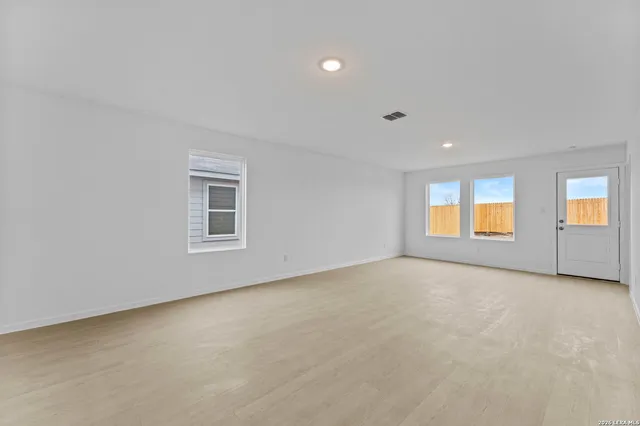 $225,000 | 10012 Besson Boulevard, Converse, TX 78109