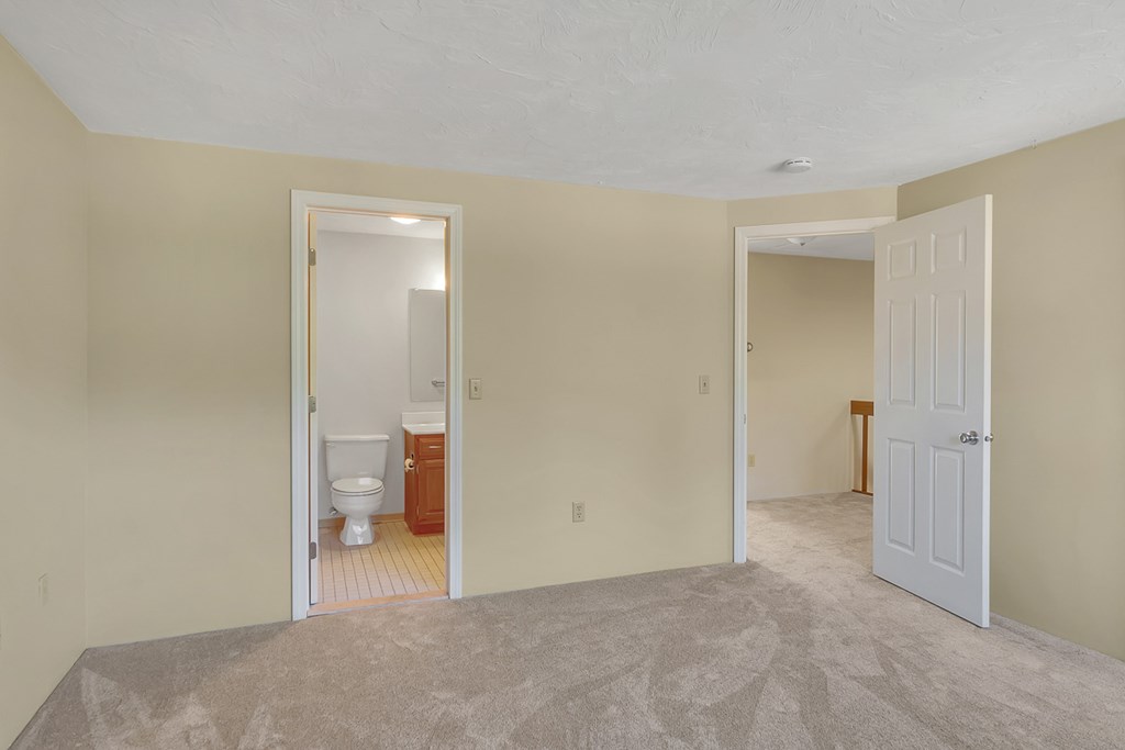 307 Ridgefield Circle, Unit A Clinton, MA 01510 - Photo 22 of 42 a view of a room with a furniture and bathroom