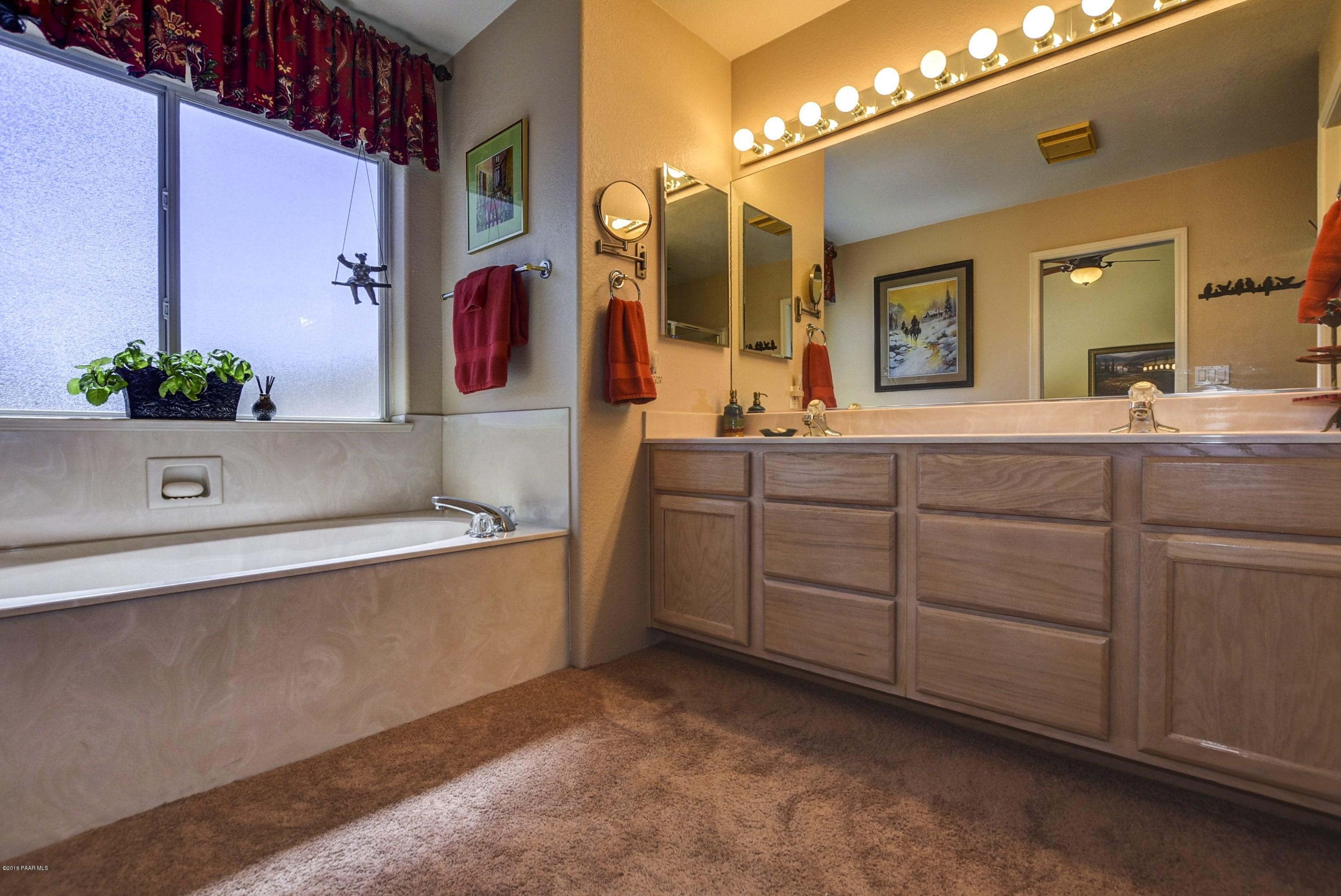 1410 Moyer Road Prescott, AZ 86303 - Photo 16 of 28 016_Master Bathroom