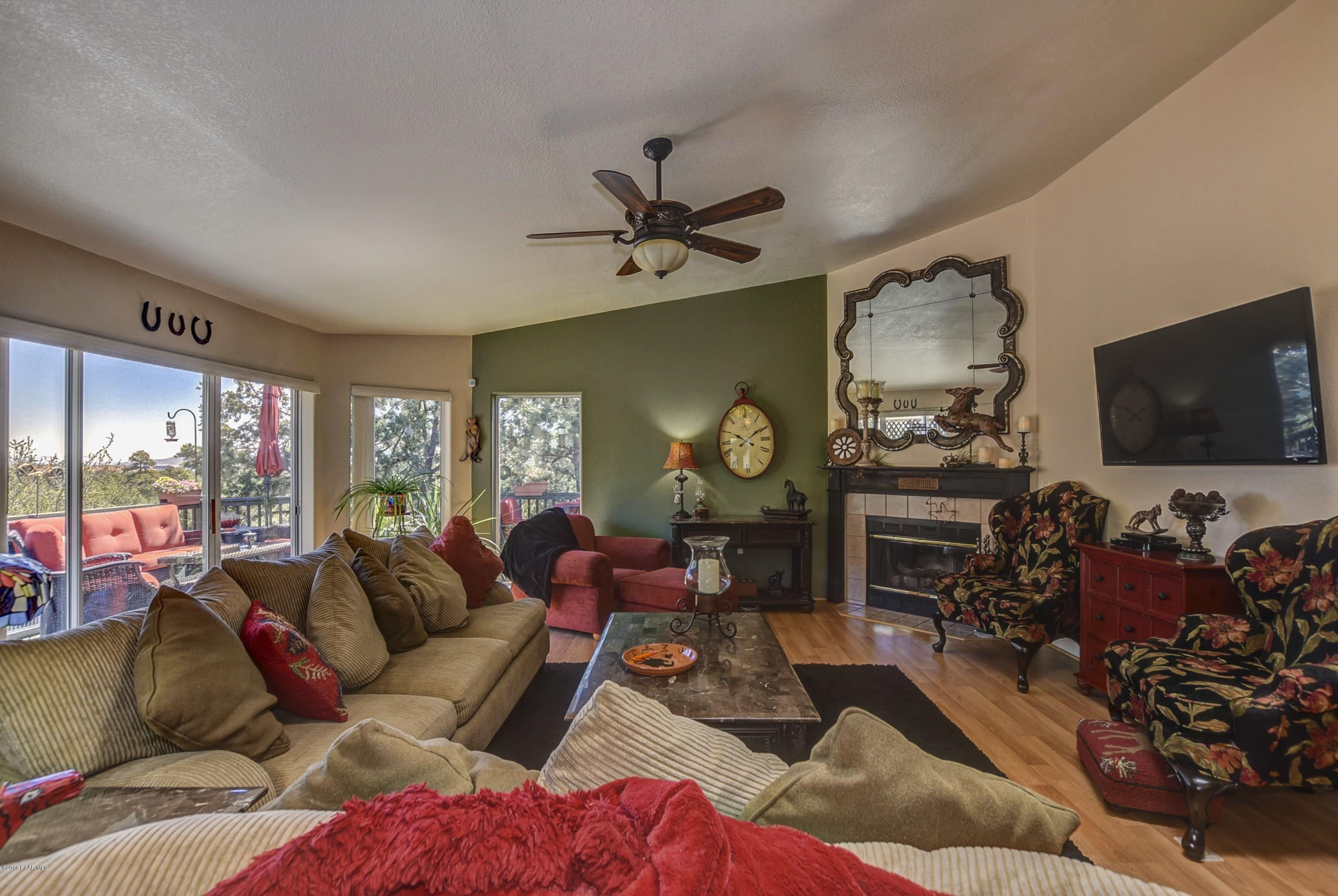 1410 Moyer Road Prescott, AZ 86303 - Photo 4 of 28 004_Living Room