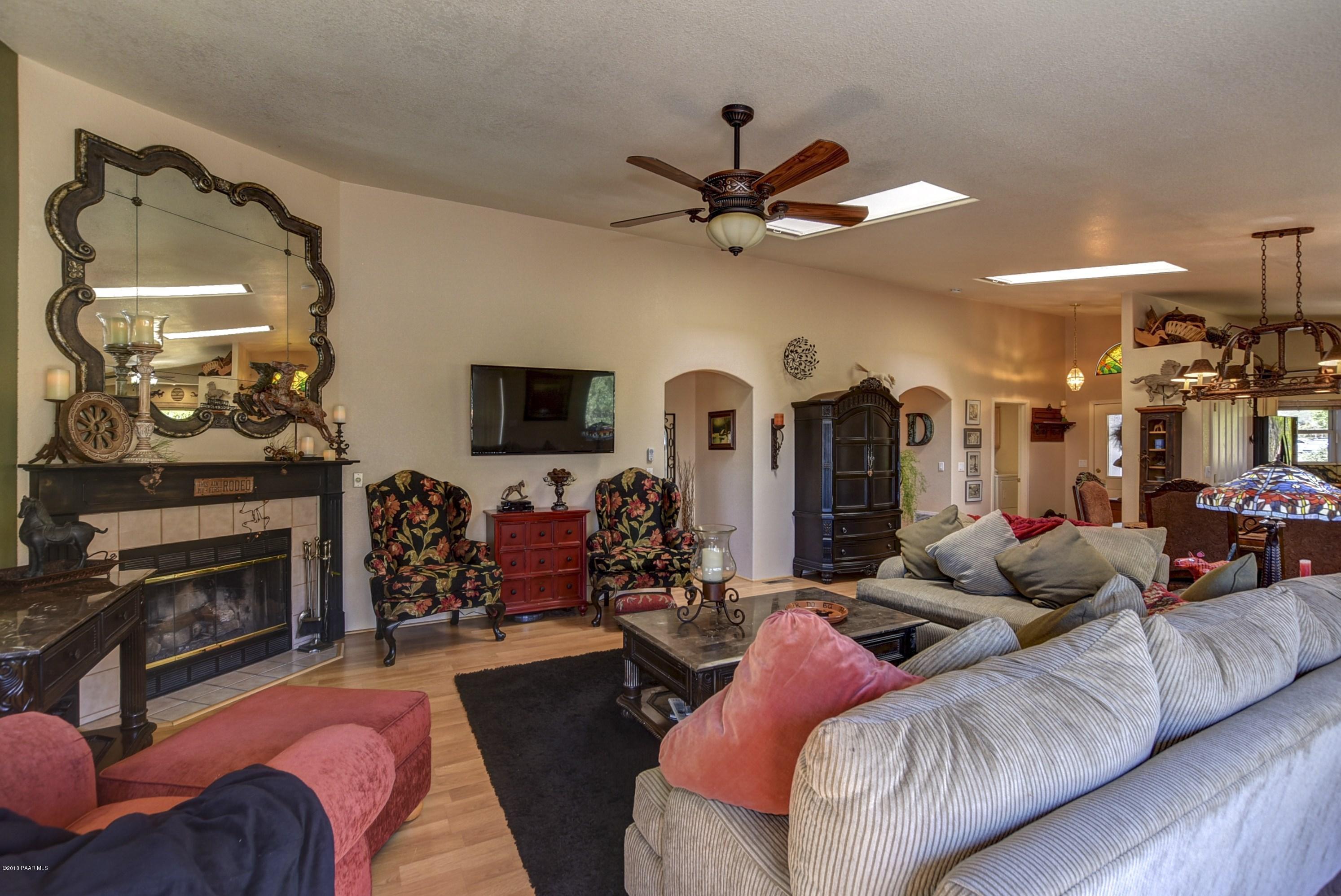 1410 Moyer Road Prescott, AZ 86303 - Photo 6 of 28 006_Living Room