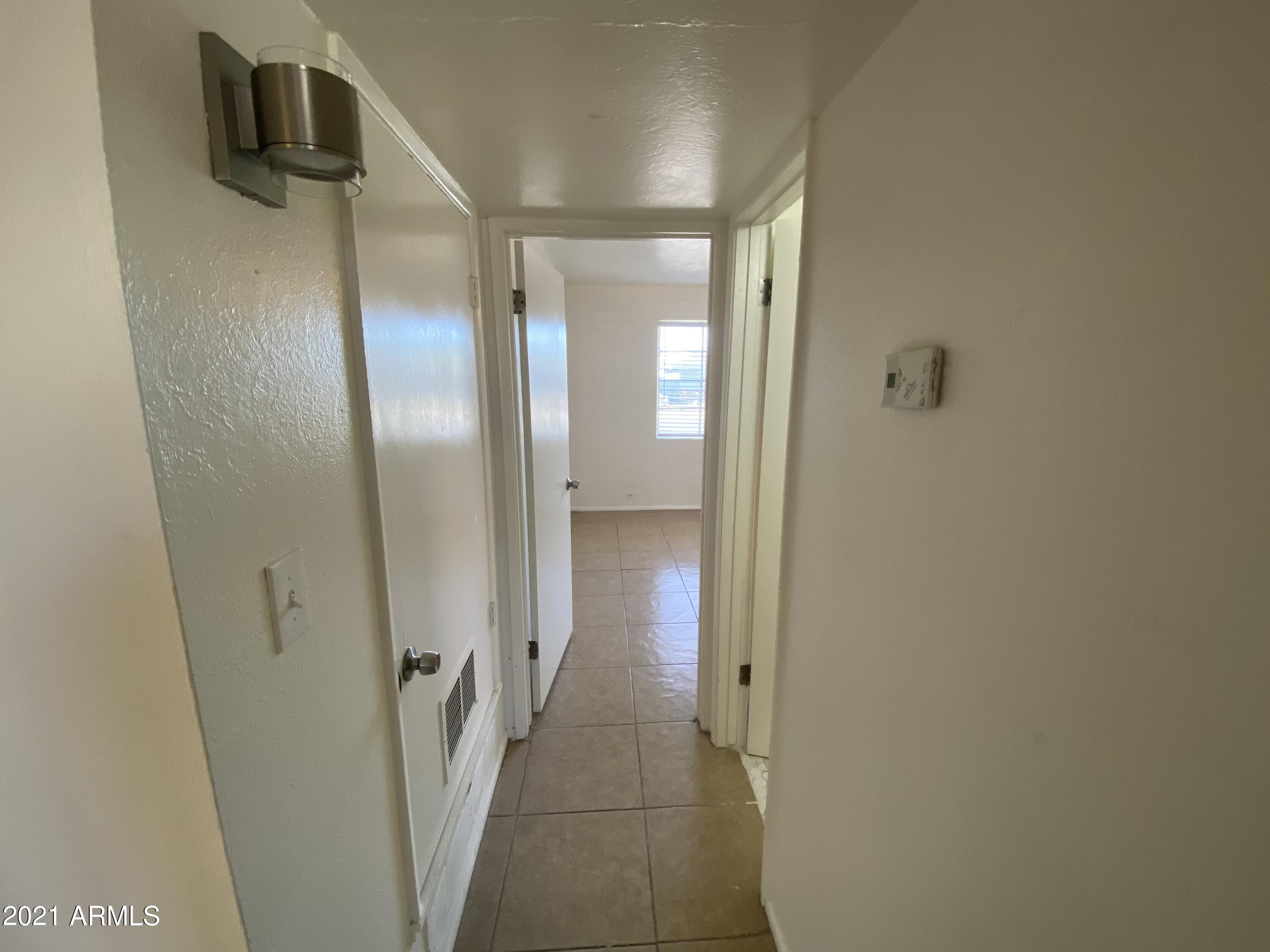 1915 East Chipman Road Phoenix, AZ 85040 - Photo 13 of 19 image_50376193