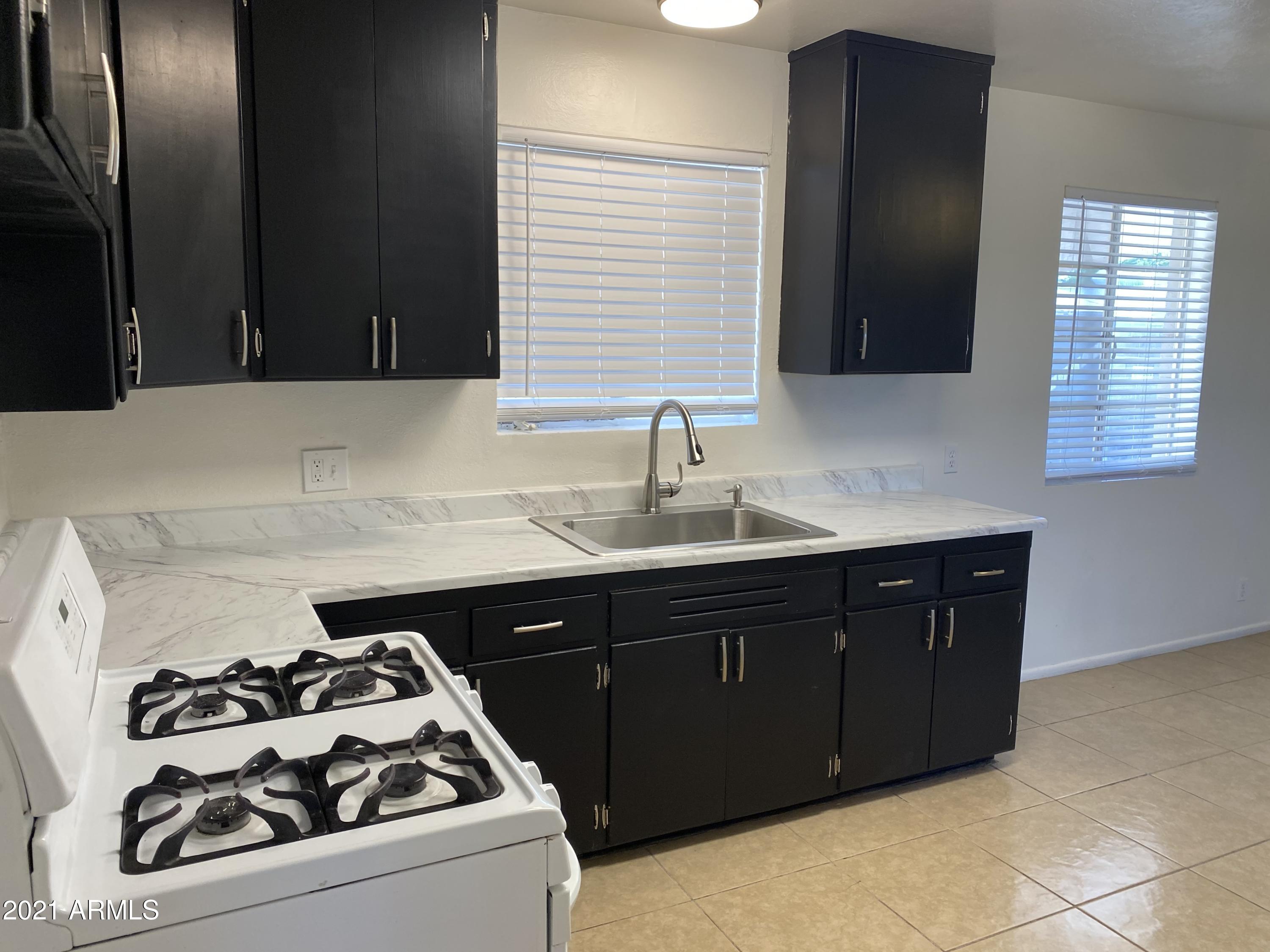 1915 East Chipman Road Phoenix, AZ 85040 - Photo 7 of 19 image_50411777