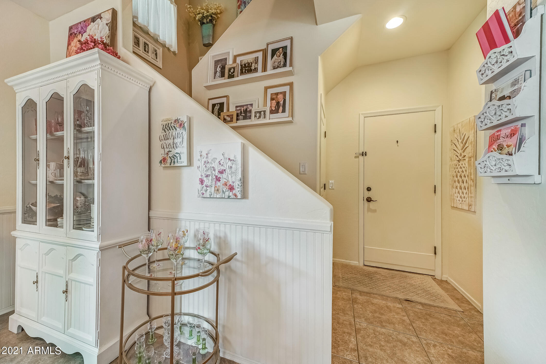 3928 South Rim Road Gilbert, AZ 85297 - Photo 17 of 54 116-Garage_Hall_LowerLanding