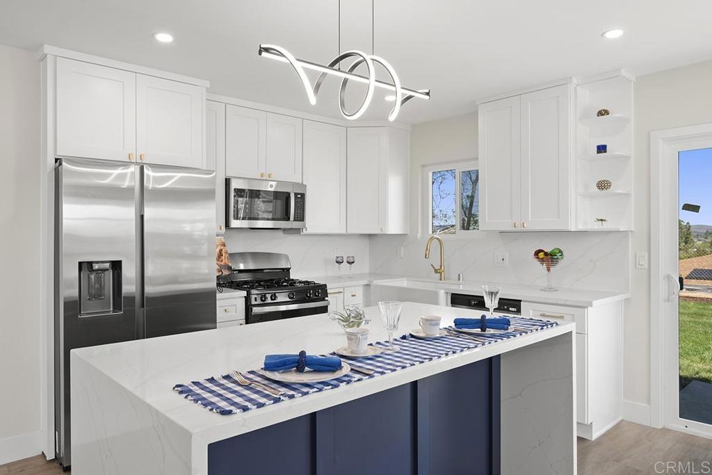 9368 Starcrest Drive Santee, CA 92071 - Photo 8 of 21 Kitchen