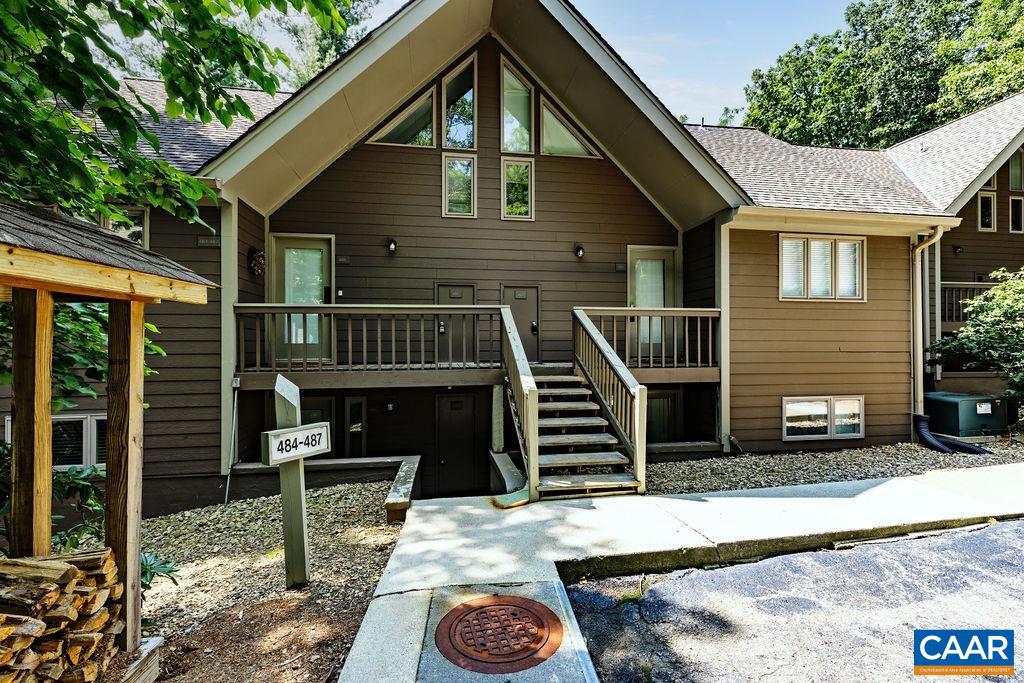 487 3 Ridges Roseland, VA 22967 - Photo 2 of 20 a front view of house with street