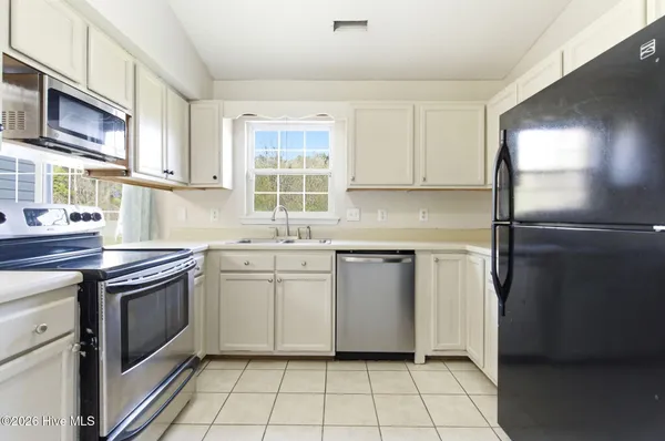 $250,000 | 106 North Ivy Drive, Hubert, NC 28539