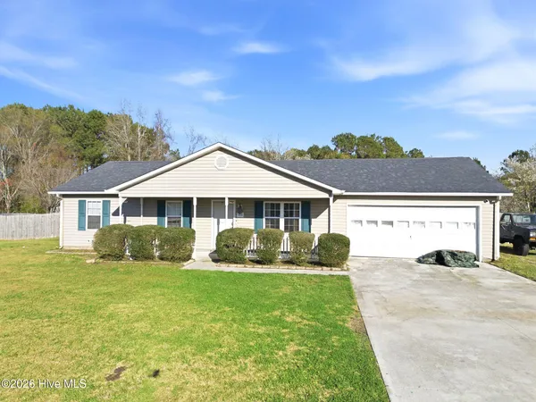 $250,000 | 106 North Ivy Drive, Hubert, NC 28539