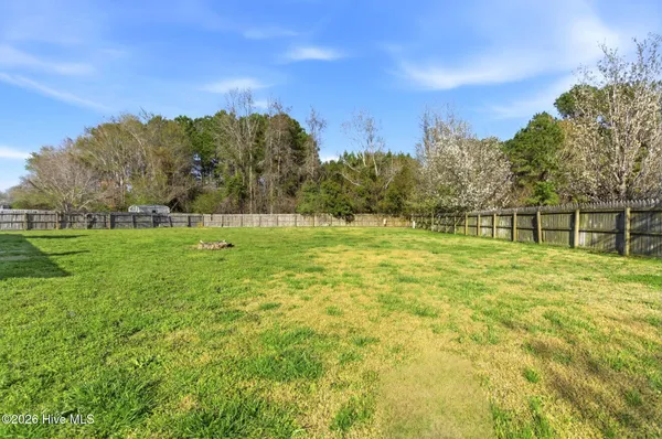 $250,000 | 106 North Ivy Drive, Hubert, NC 28539