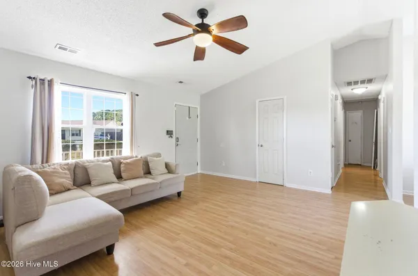 $250,000 | 106 North Ivy Drive, Hubert, NC 28539