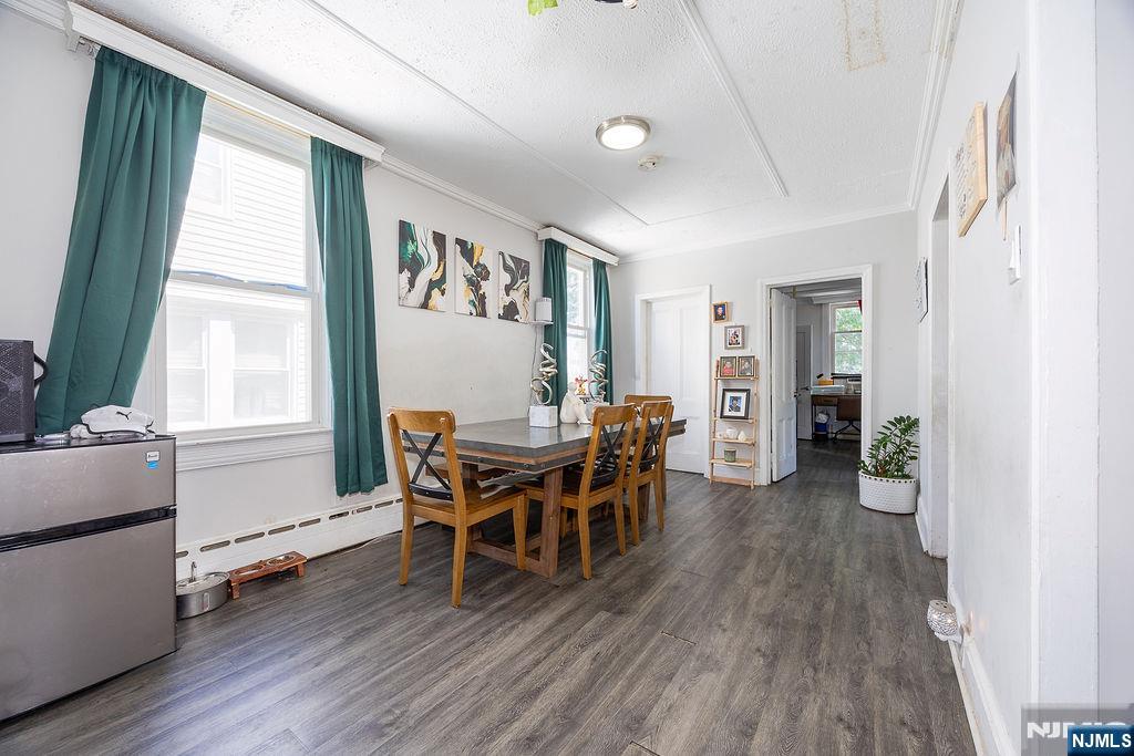 81 Chestnut Street, Unit 2 Rutherford, NJ 07070 - Photo 4 of 17 Gallery Image 4