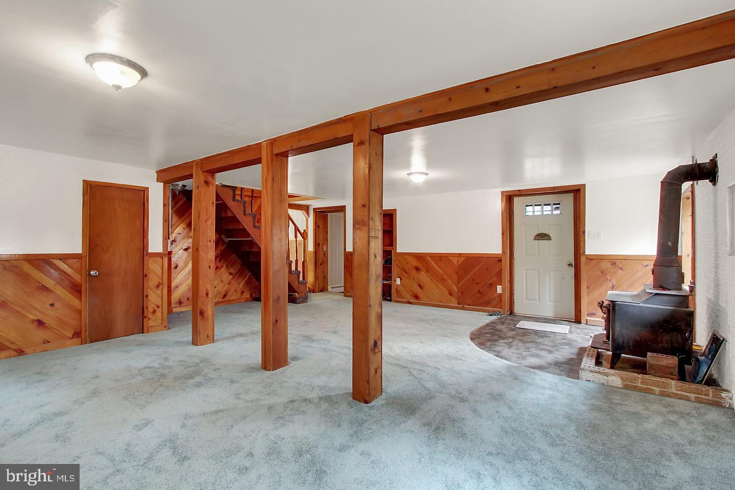 4695 Fake Road York, PA 17406 - Photo 4 of 27 Gallery Image 4