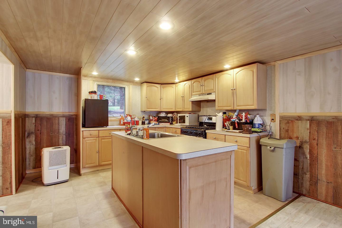 4695 Fake Road York, PA 17406 - Photo 7 of 27 Gallery Image 7
