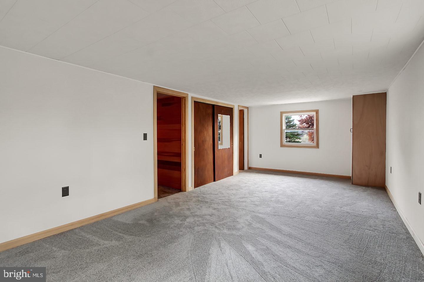 4695 Fake Road York, PA 17406 - Photo 10 of 27 Gallery Image 10