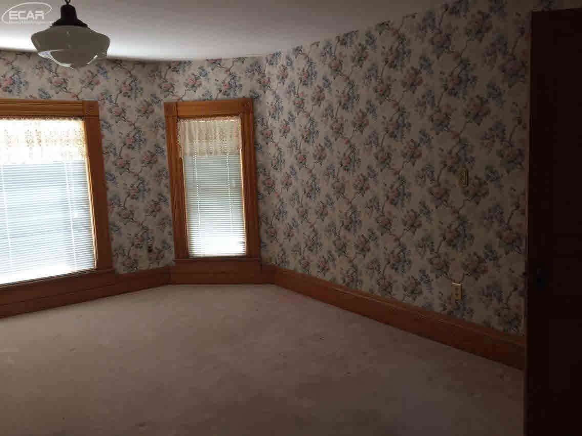 6025 Perry Road Grand Blanc, MI 48439 - Photo 10 of 14 21318285-9.JPG