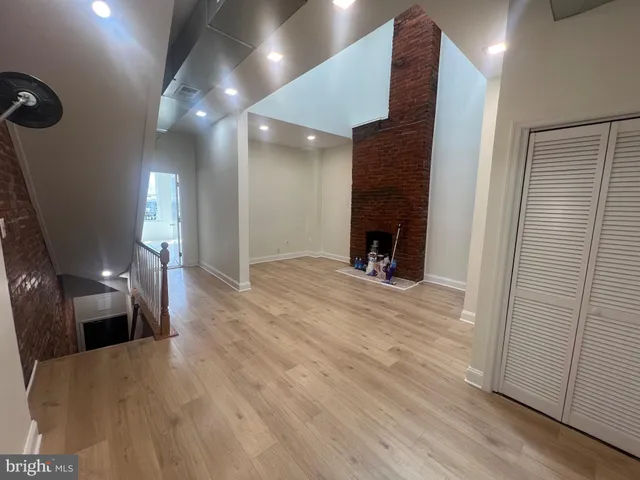 $4,000 | 1324 H Street Northeast, Unit 2, Washington, DC 20002