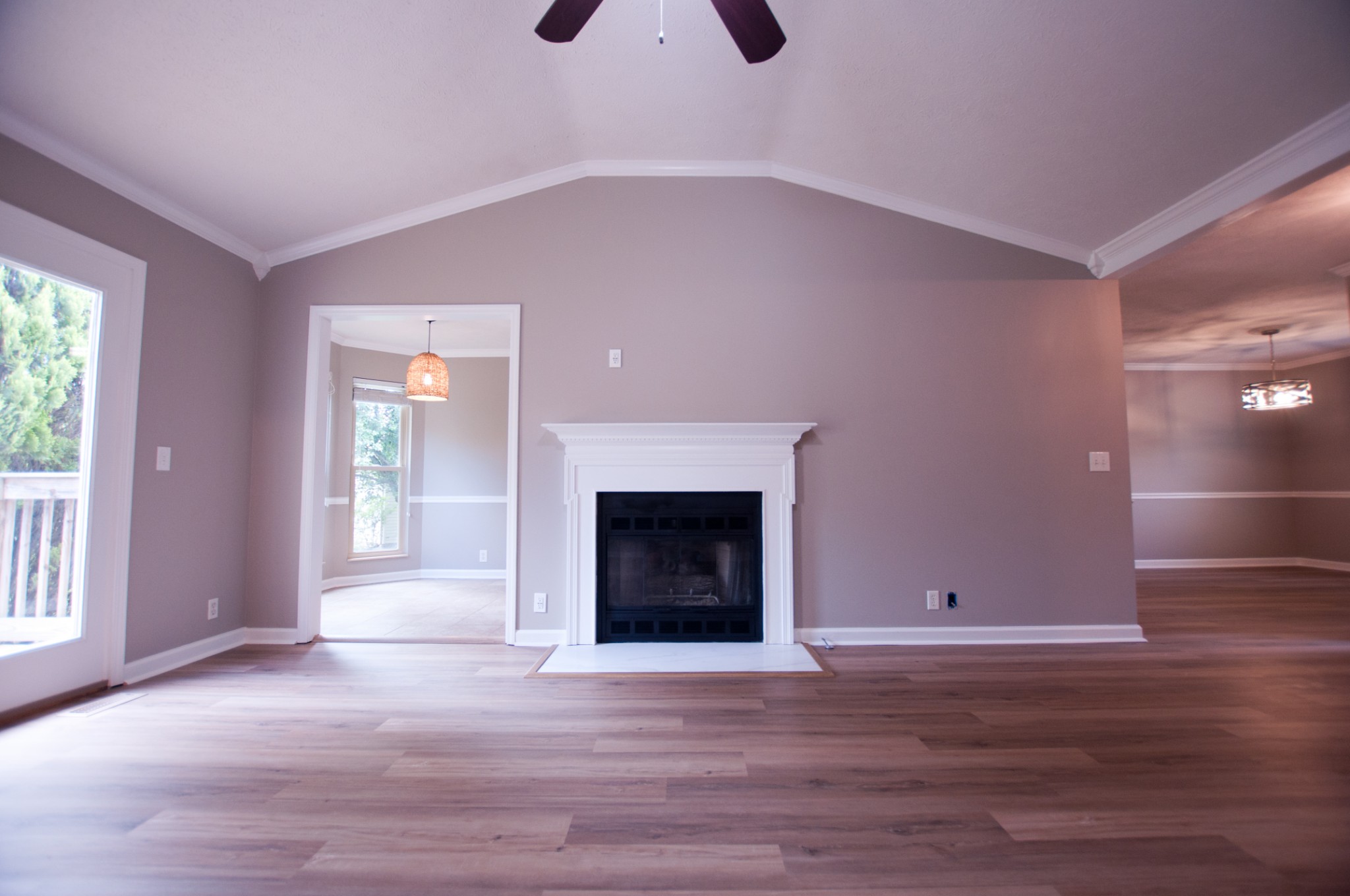 309 Chesterfield Circle Madison, TN 37115 - Photo 6 of 27 a view of a livingroom with a fireplace and window