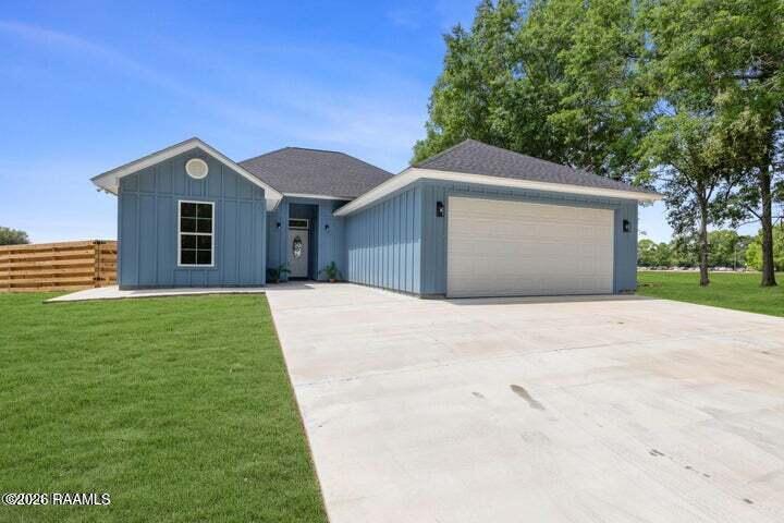 230 Meche Road Arnaudville, LA 70512 - Photo 2 of 38 20240521150903562926000000-o