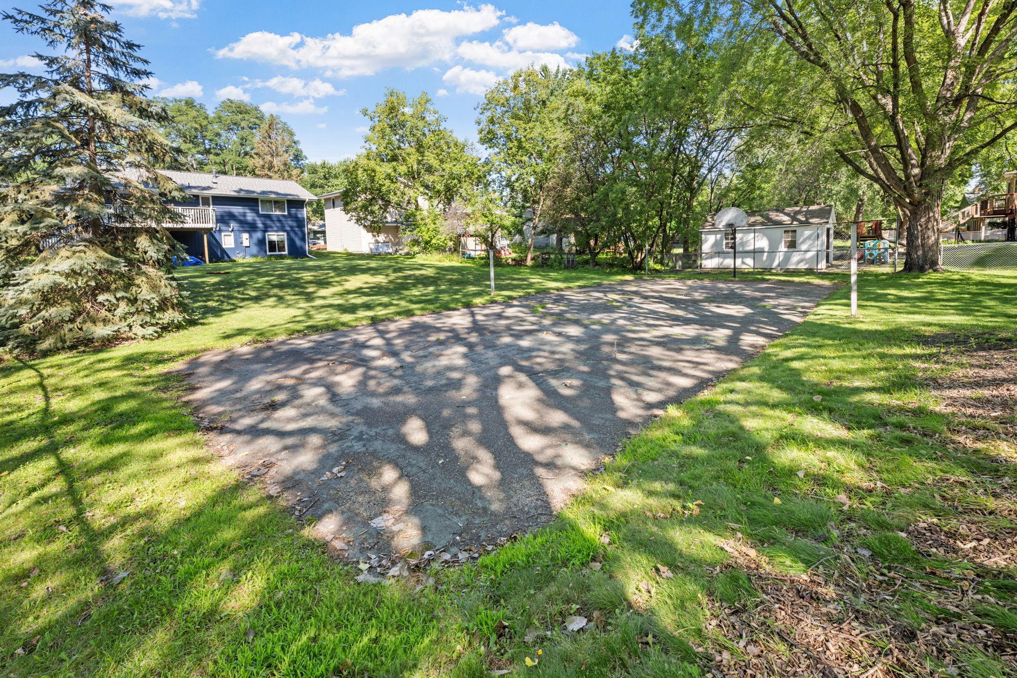 5237 Sunnyside Road Mounds View, MN 55112 - Photo 36 of 51