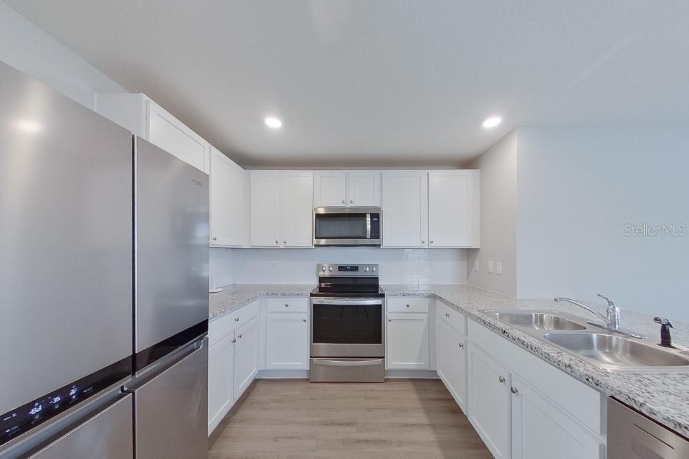 4445 Southwest 85th Lane Ocala, FL 34476 - Photo 4 of 20