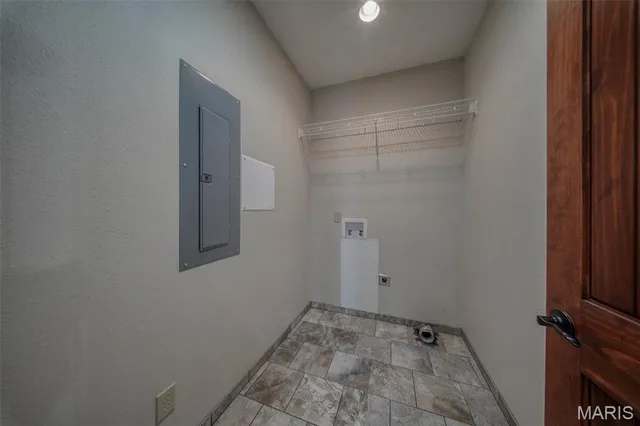 $545,000 | 283 Broken Post Road, Richland, MO 65556