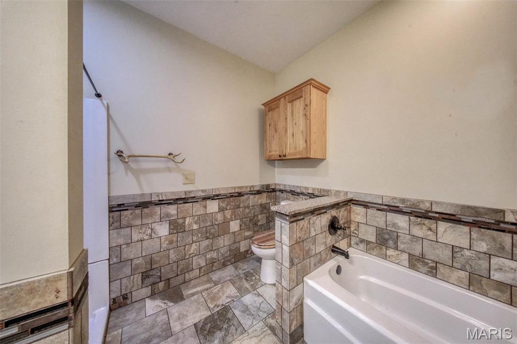 283 Broken Post Road Richland, MO 65556 - Photo 24 of 97