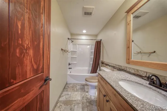 $545,000 | 283 Broken Post Road, Richland, MO 65556