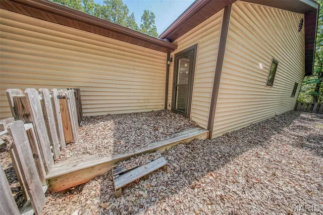 $545,000 | 283 Broken Post Road, Richland, MO 65556