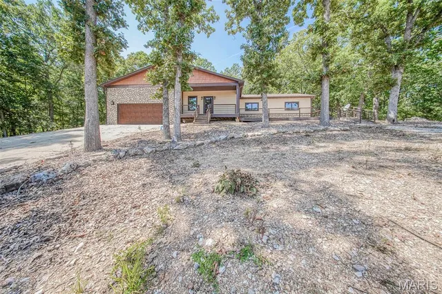 $545,000 | 283 Broken Post Road, Richland, MO 65556