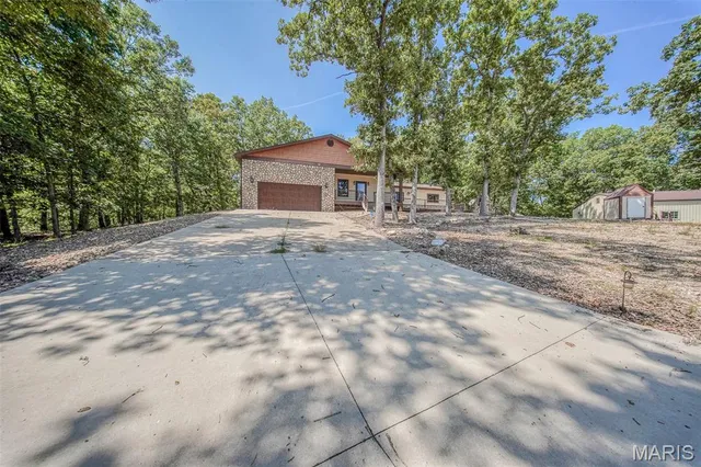 $545,000 | 283 Broken Post Road, Richland, MO 65556