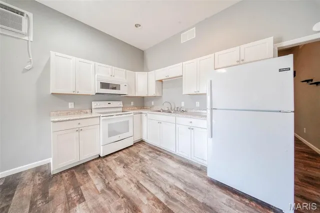 $545,000 | 283 Broken Post Road, Richland, MO 65556