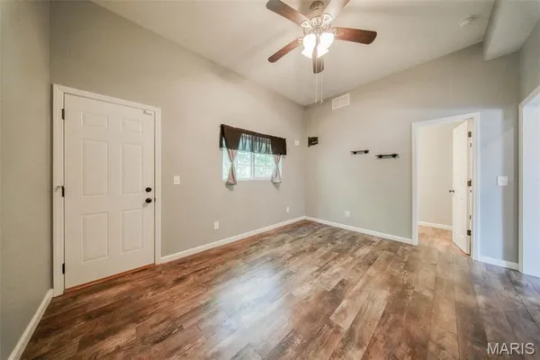 $530,000 | 283 Broken Post Road, Richland, MO 65556