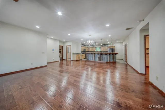 $545,000 | 283 Broken Post Road, Richland, MO 65556