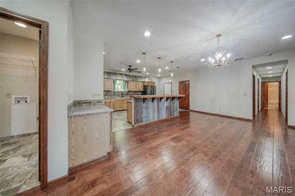 $530,000 | 283 Broken Post Road, Richland, MO 65556