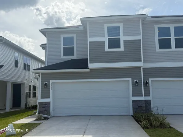 $1,950 | 6850 Rhapsody Road, Jacksonville, FL 32244