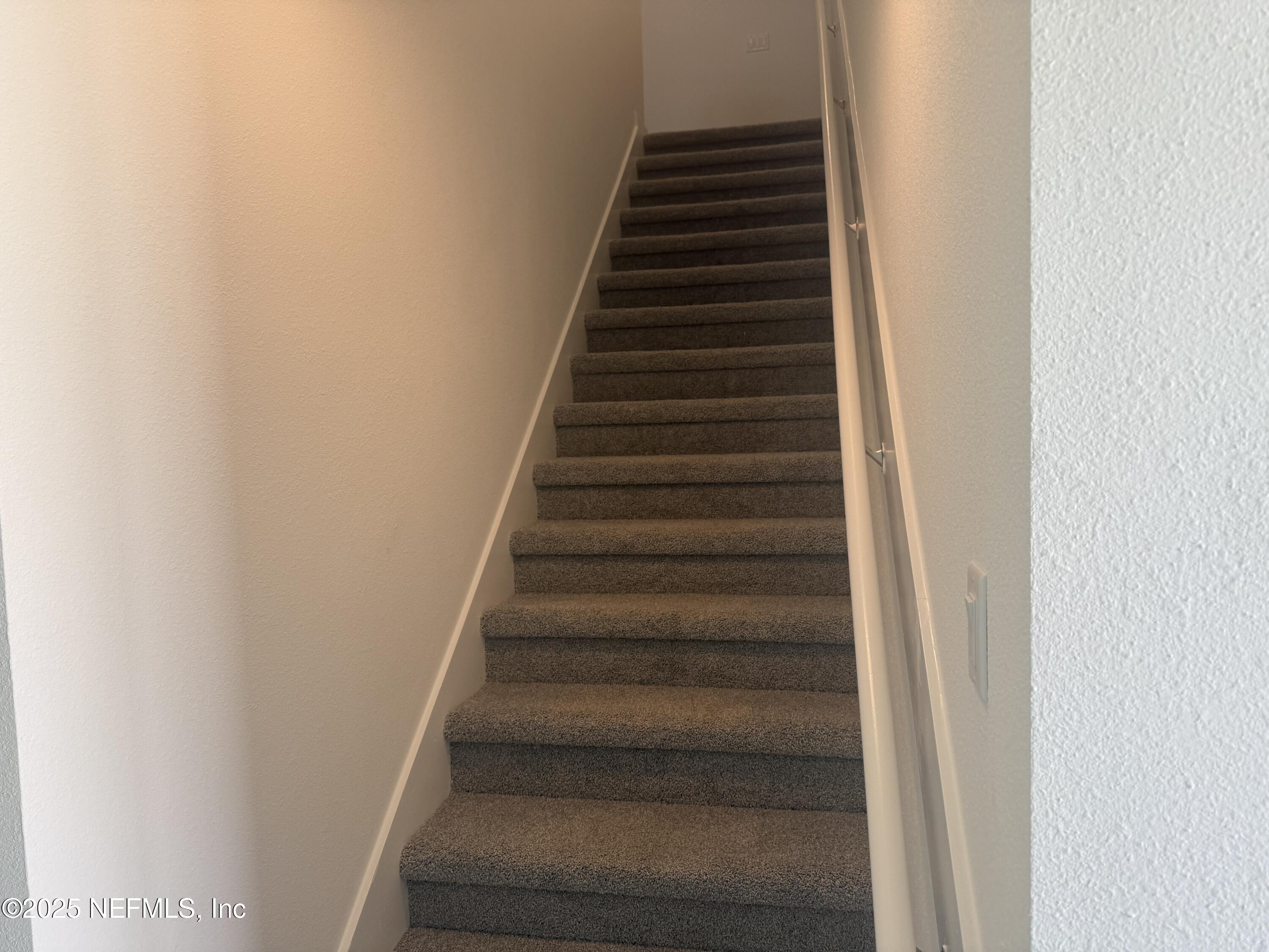 6850 Rhapsody Road Jacksonville, FL 32244 - Photo 19 of 47 STAIRCASE