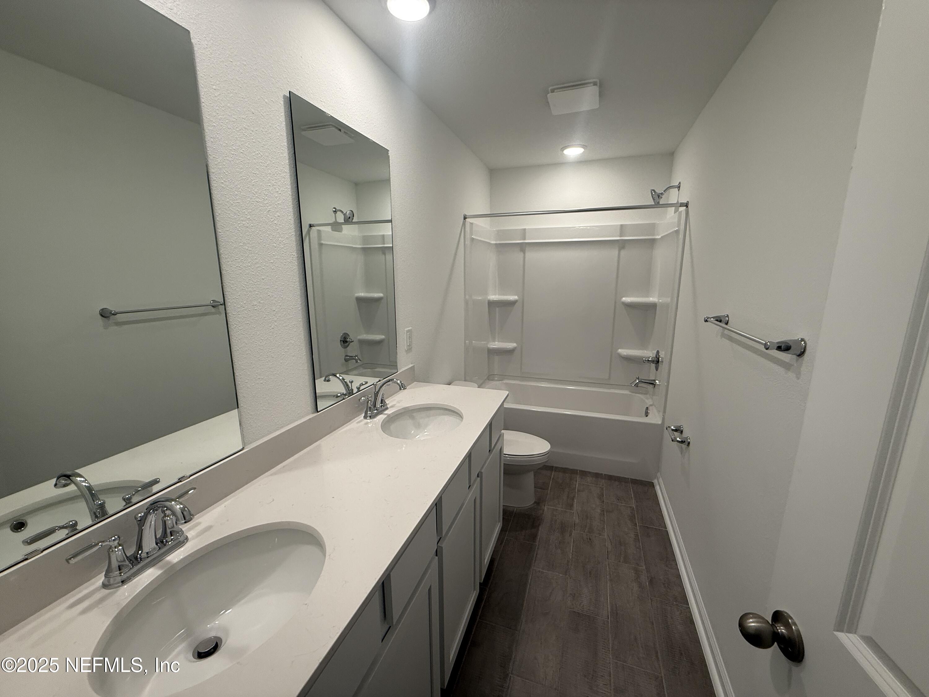 6850 Rhapsody Road Jacksonville, FL 32244 - Photo 45 of 47 HALL BATH