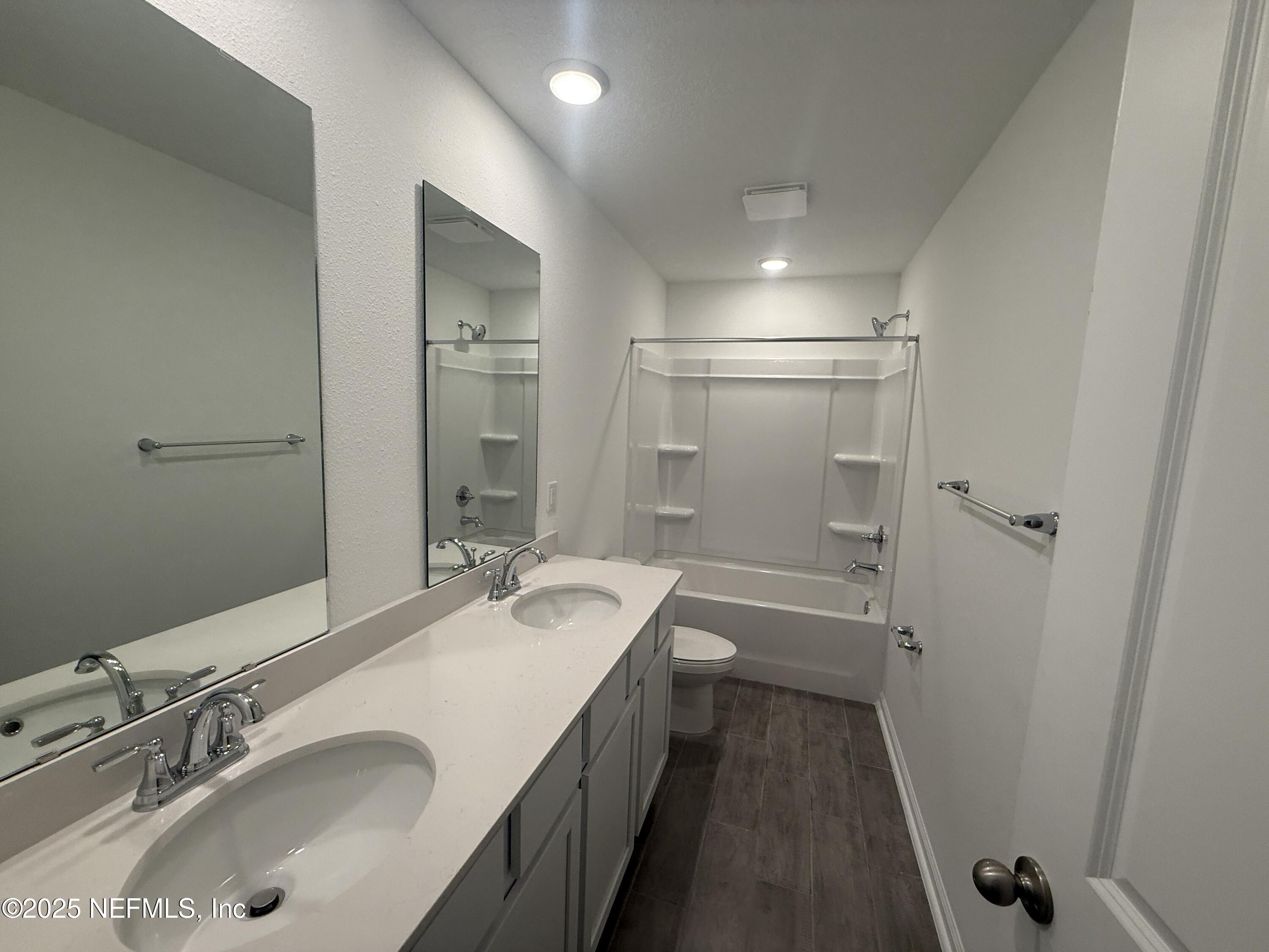 6850 Rhapsody Road Jacksonville, FL 32244 - Photo 46 of 47 HALL BATH