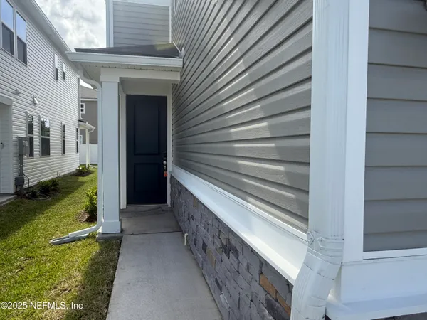 $1,950 | 6850 Rhapsody Road, Jacksonville, FL 32244