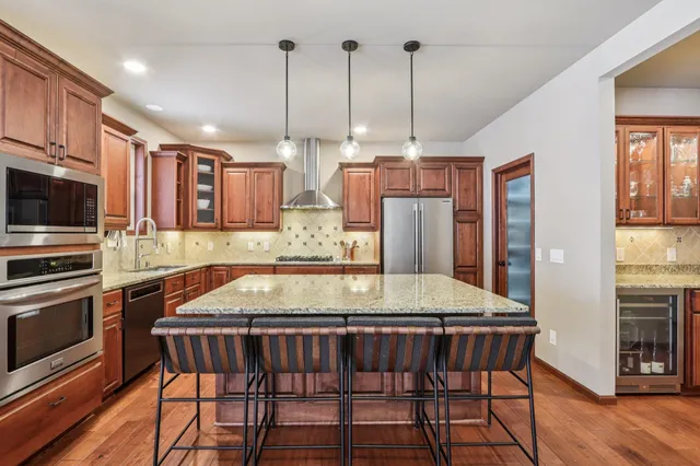 $800,000 | 2653 Sand Pearl Trail, Middleton, WI 53562