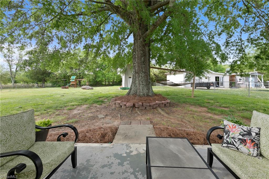 200 Love Road Lexington, NC 27295 - Photo 28 of 31 Gallery Image 28