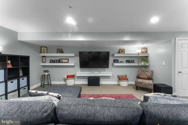 $880,000 | 111 Notley Road, Fort Washington, MD 20744