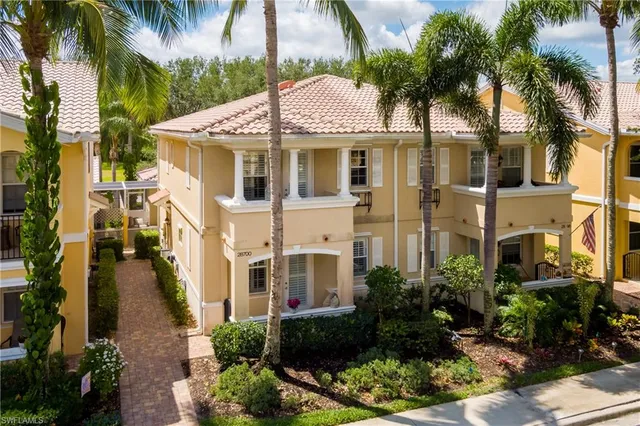 $430,000 | 28700 Alessandria Circle, Bonita Springs, FL 34135