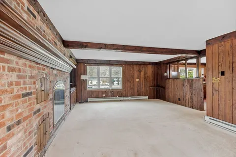 $689,000 | 125 Eastern Avenue, Essex, MA 01929