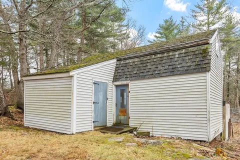 $689,000 | 125 Eastern Avenue, Essex, MA 01929