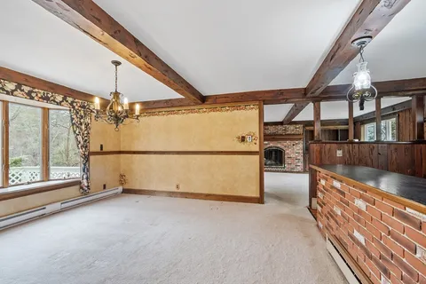 $689,000 | 125 Eastern Avenue, Essex, MA 01929